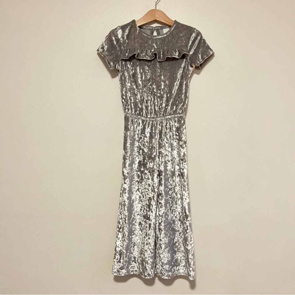 Harper Canyon Silver Ruffle Velvety Jumpsuit Girl’s Size 4